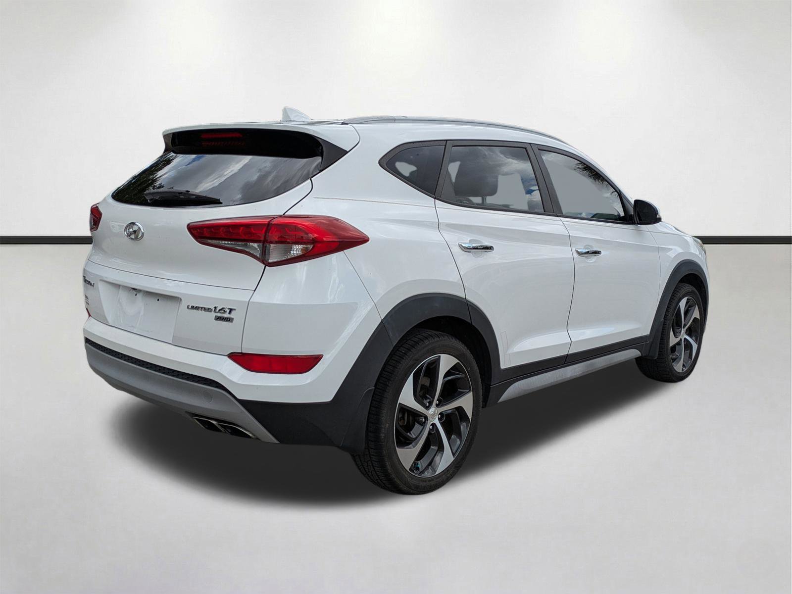 Used 2018 Hyundai Tucson Limited AWD/4WD image 4
