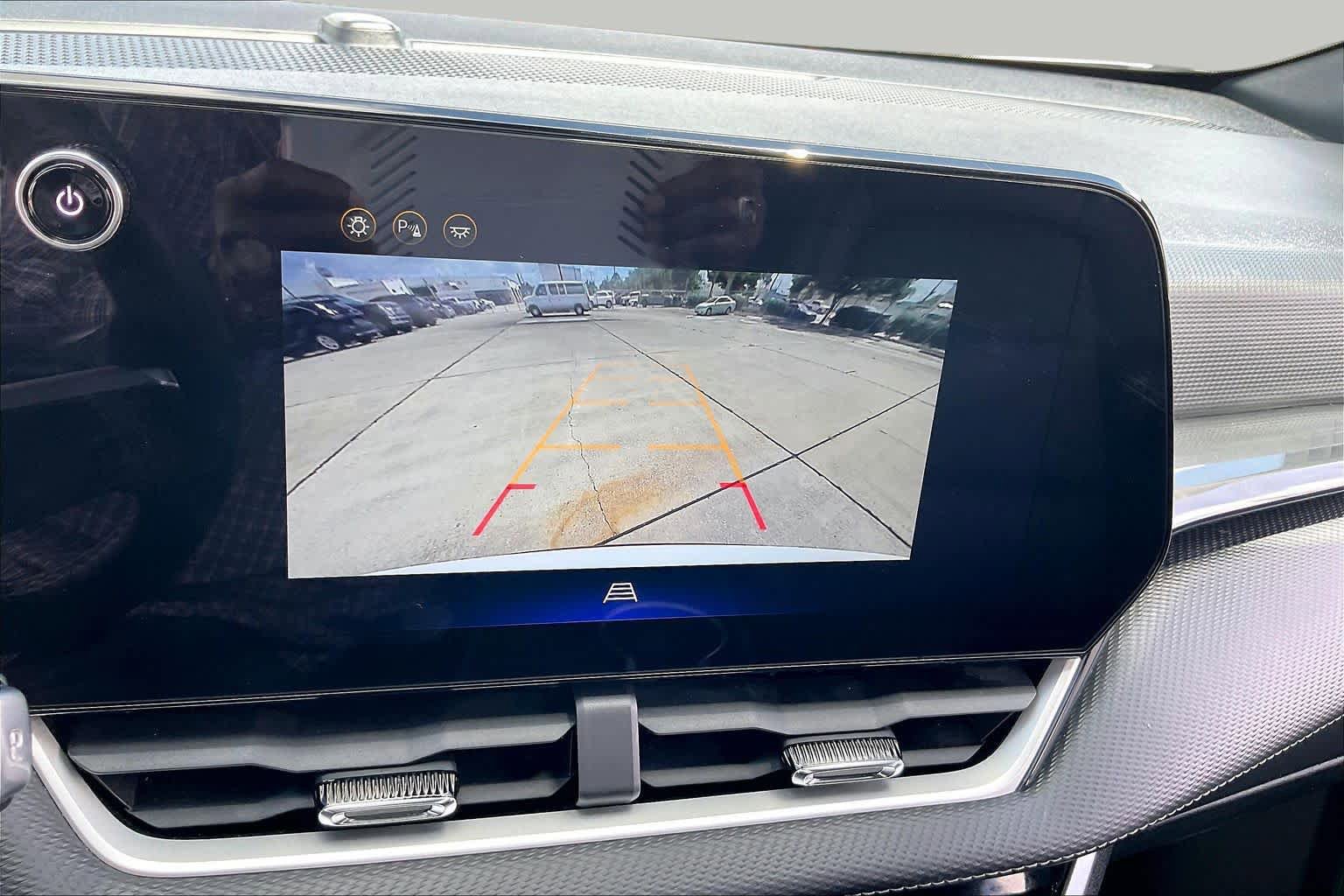 Used 2026 Chevrolet Equinox LT w/ Convenience Package II FWD image 28