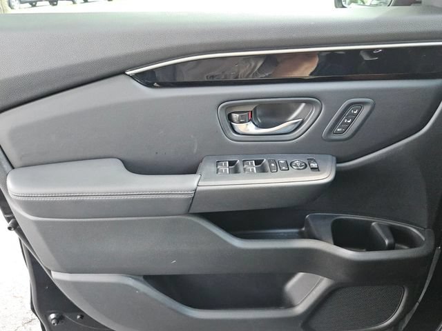 Certified 2025 Honda Pilot Touring image 28