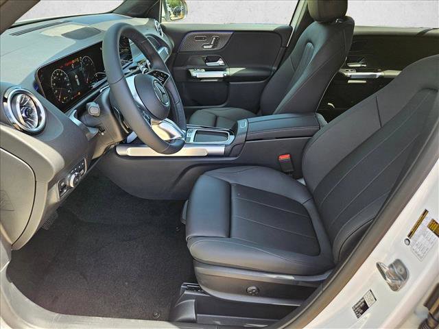 New 2026 Mercedes-Benz GLB 250 4MATIC image 14
