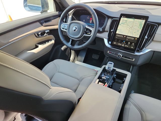 New 2026 Volvo XC90 T8 Plus image 10