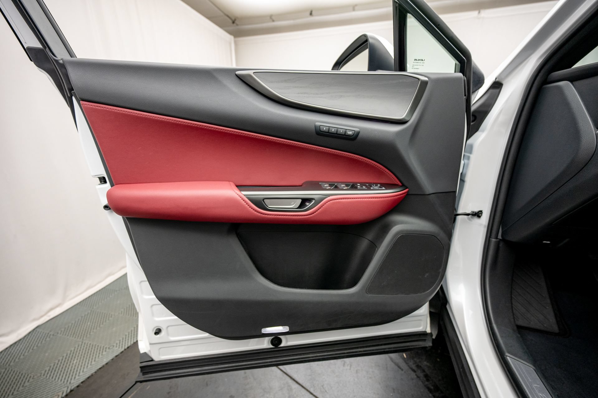 Used 2023 Lexus NX 350 AWD image 28