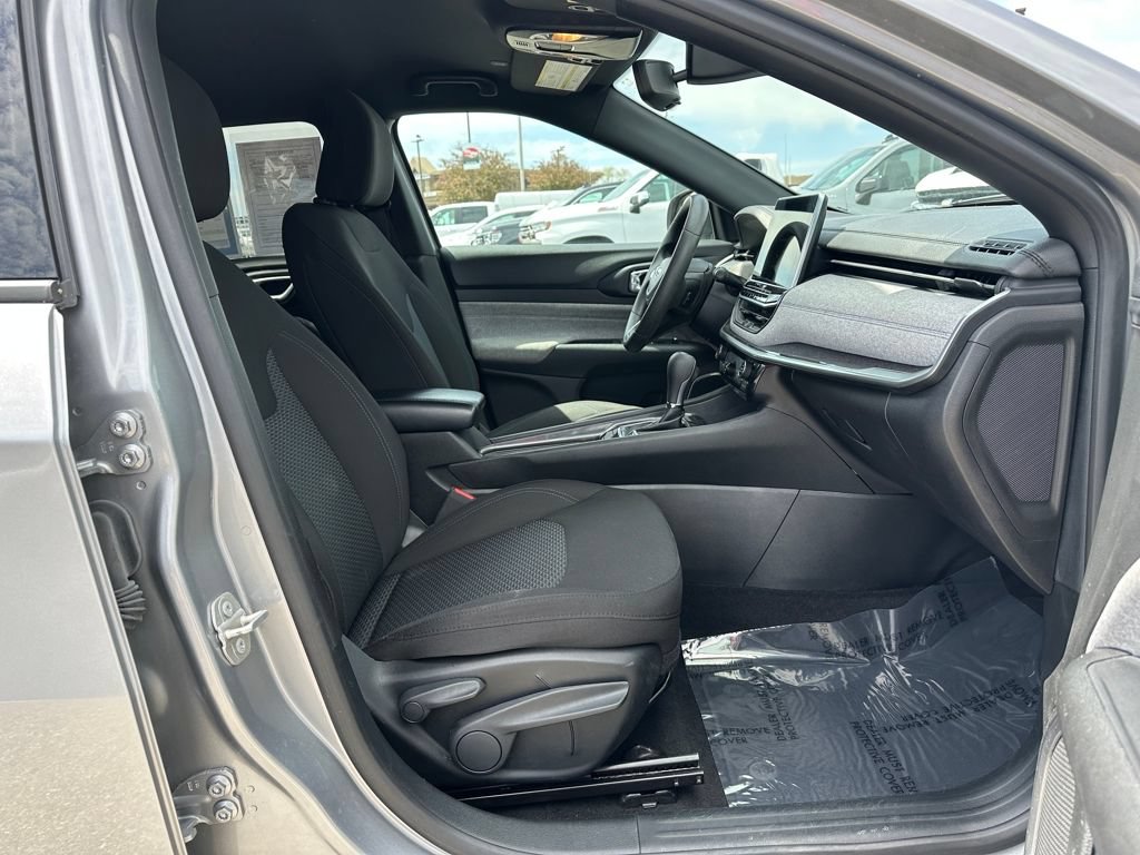 Used 2023 Jeep Compass Sport AWD/4WD image 21