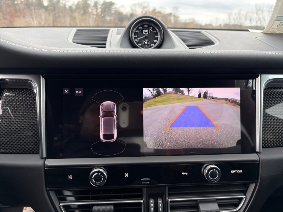 New 2026 Porsche Macan GTS image 23