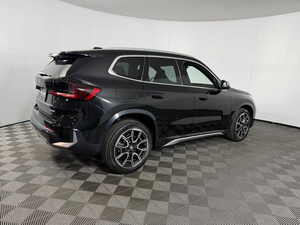 Used 2024 BMW X1 xDrive28i w/ Convenience Package image 7