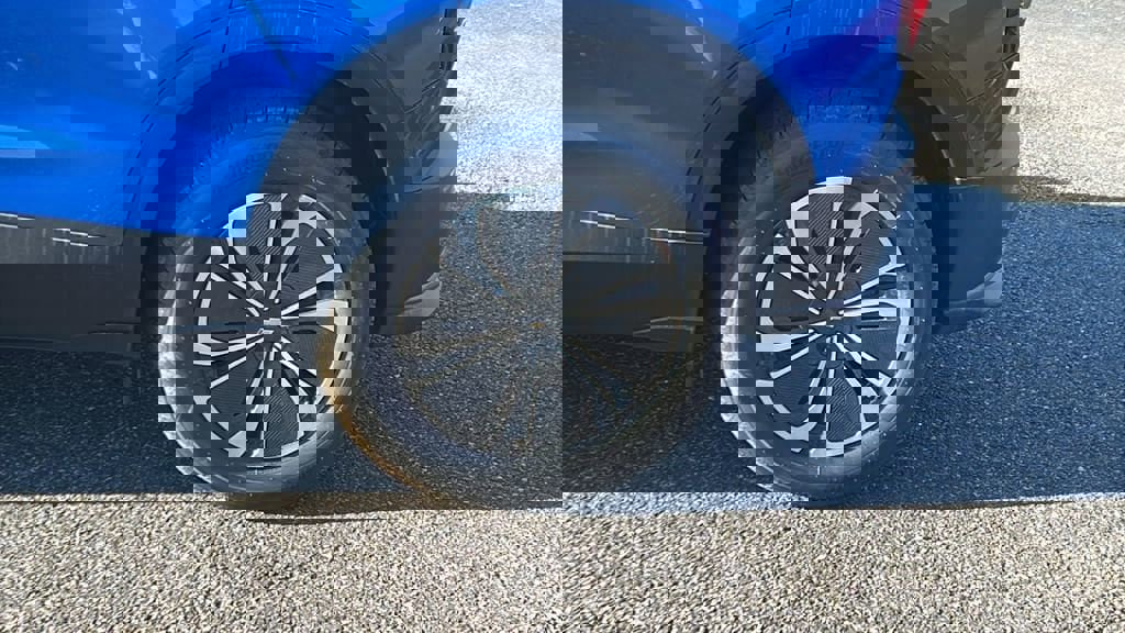 New 2026 Chevrolet Blazer EV LT image 9