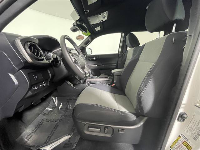 Certified 2021 Toyota Tacoma TRD Sport w/ Technology Package AWD/4WD image 9