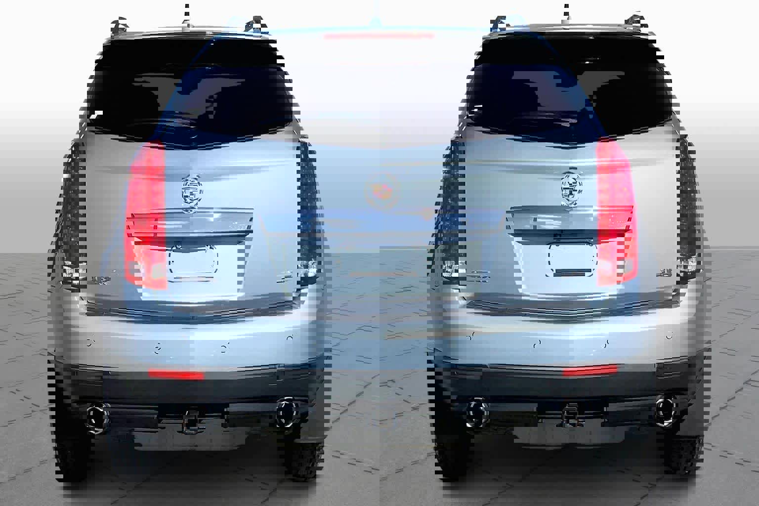 Used 2014 Cadillac SRX Luxury w/ Driver Awareness Package image 4