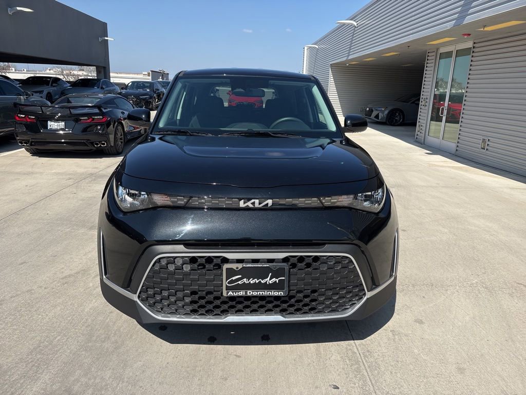 Used 2025 Kia Soul S image 2