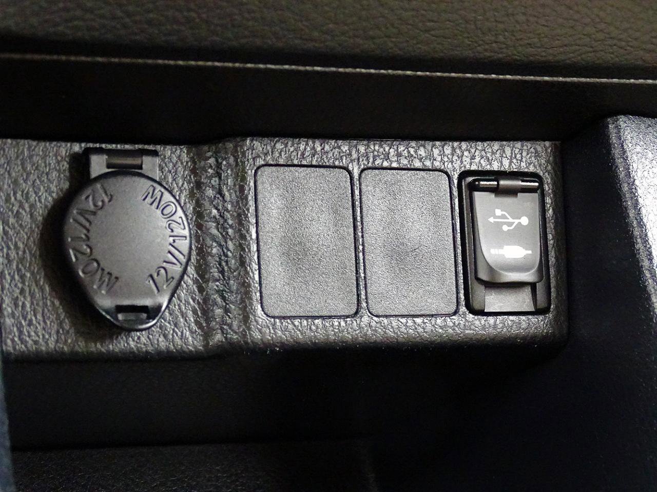 Used 2014 Toyota Corolla LE FWD image 44