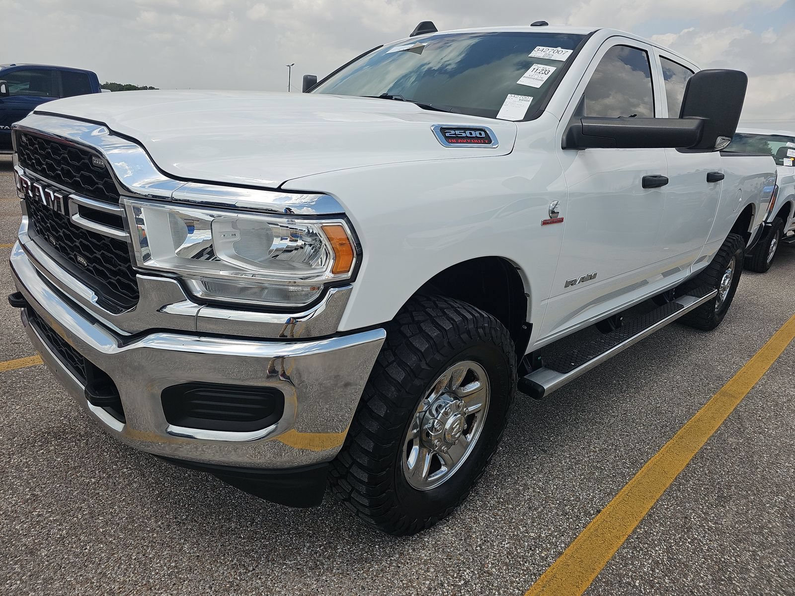 Used 2021 RAM 2500 Tradesman w/ Chrome Appearance Group AWD/4WD image 2
