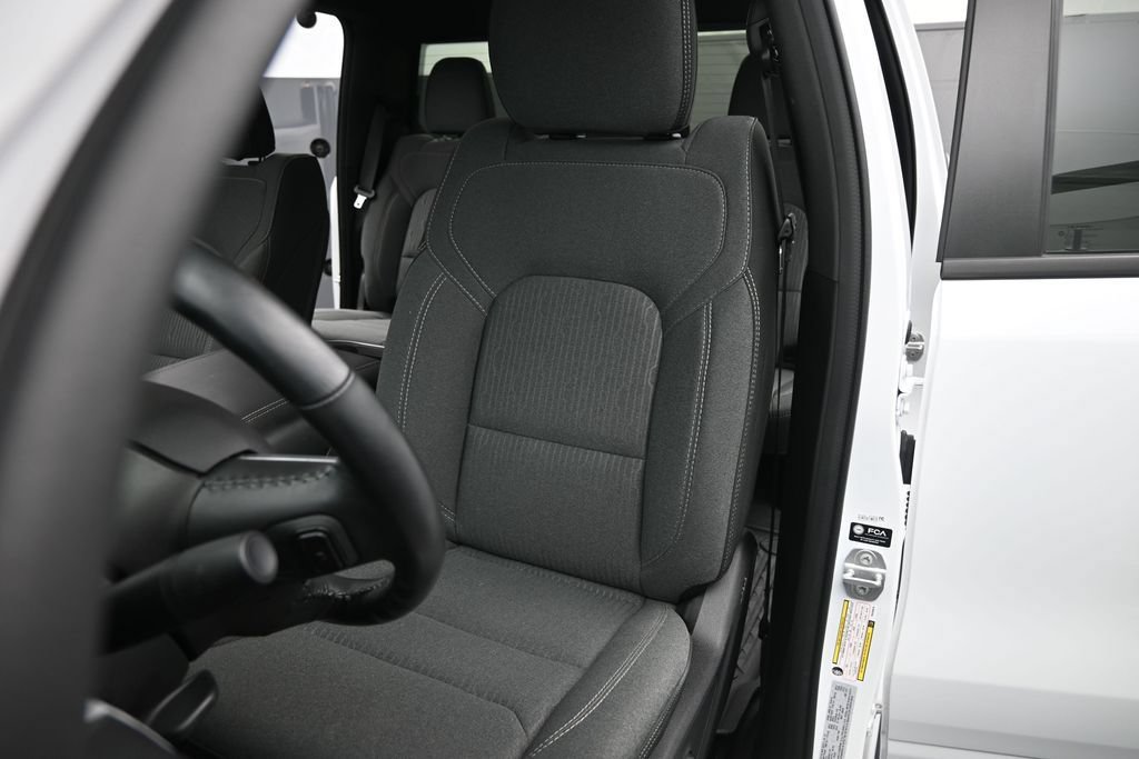 Used 2022 RAM 1500 Big Horn AWD/4WD image 11
