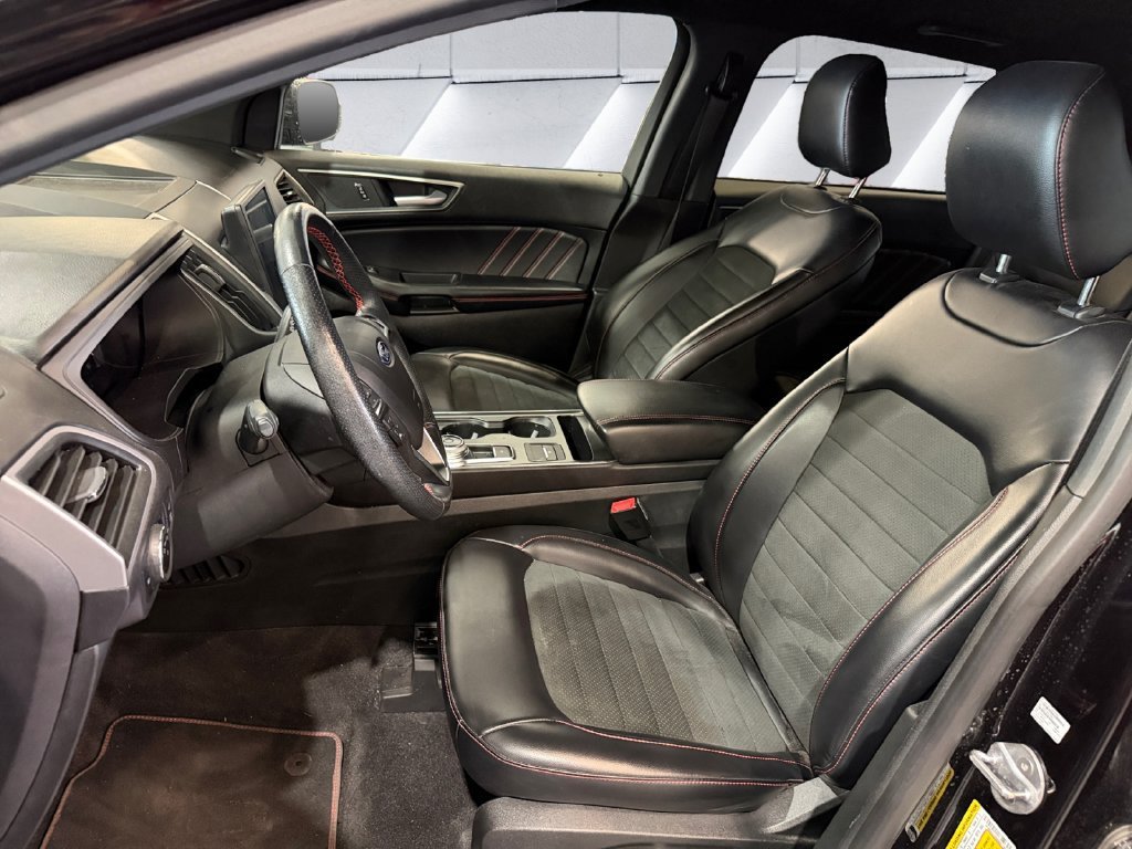 Used 2024 Ford Edge ST-Line AWD/4WD image 7