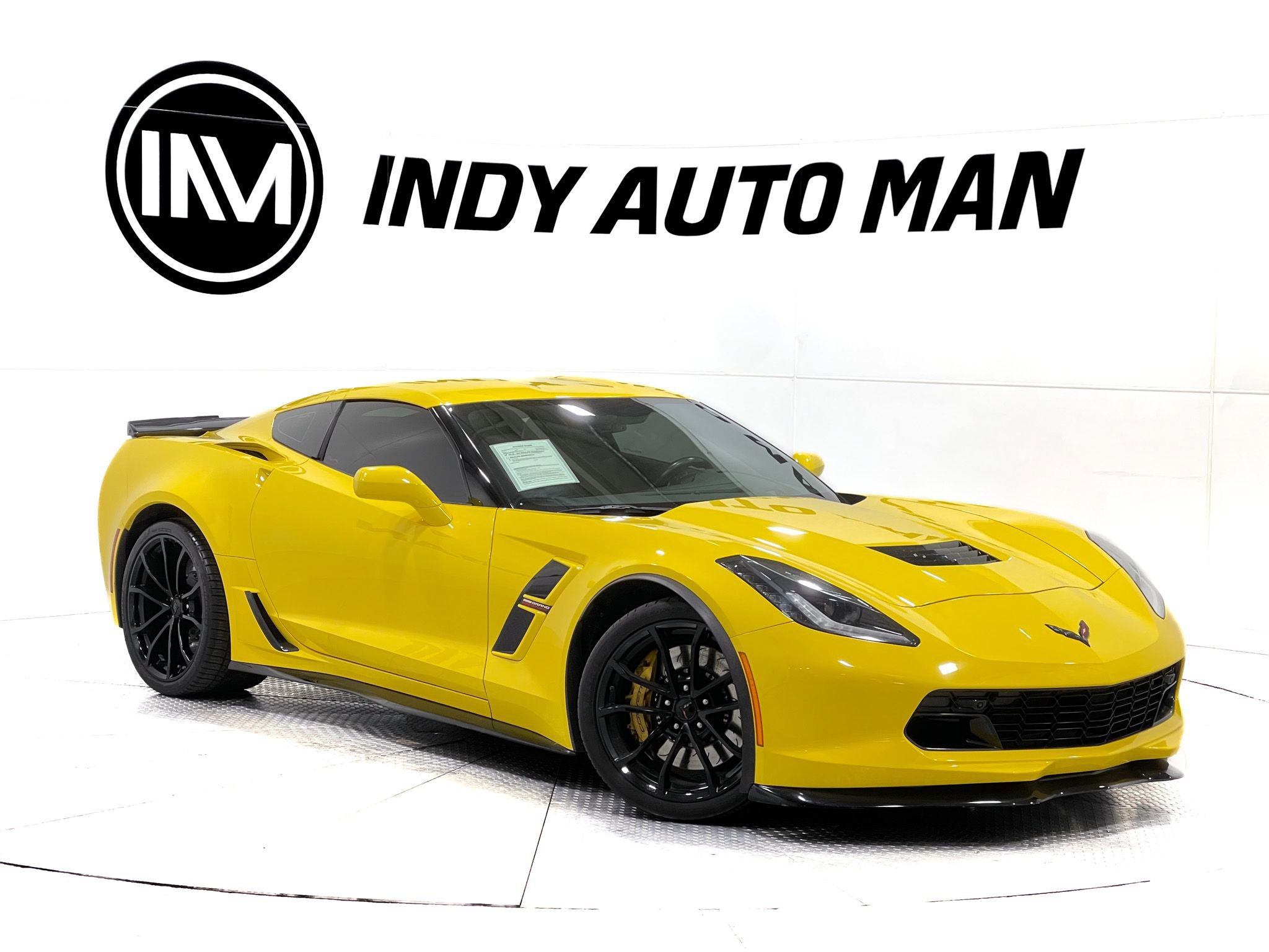 Used 2018 Chevrolet Corvette Grand Sport image 2