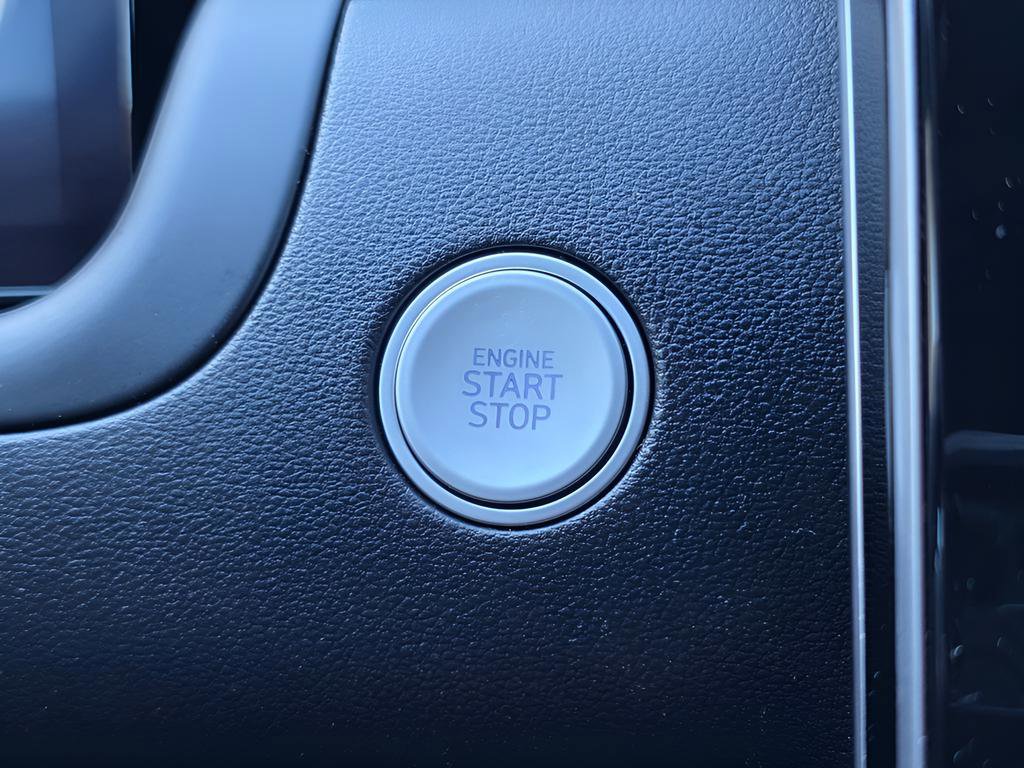 Used 2024 Hyundai Santa Cruz Night image 27