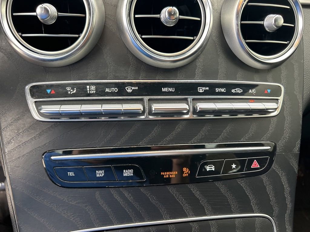 Used 2022 Mercedes-Benz GLC 300 image 39