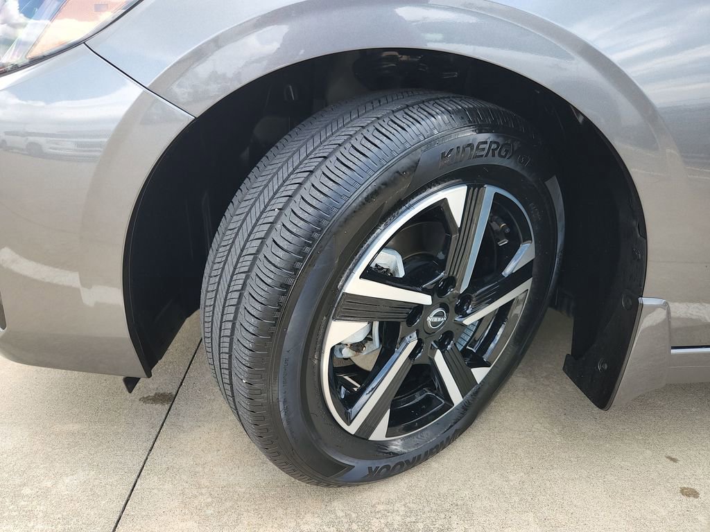 Certified 2025 Nissan Sentra SV w/ Trunk Package image 30