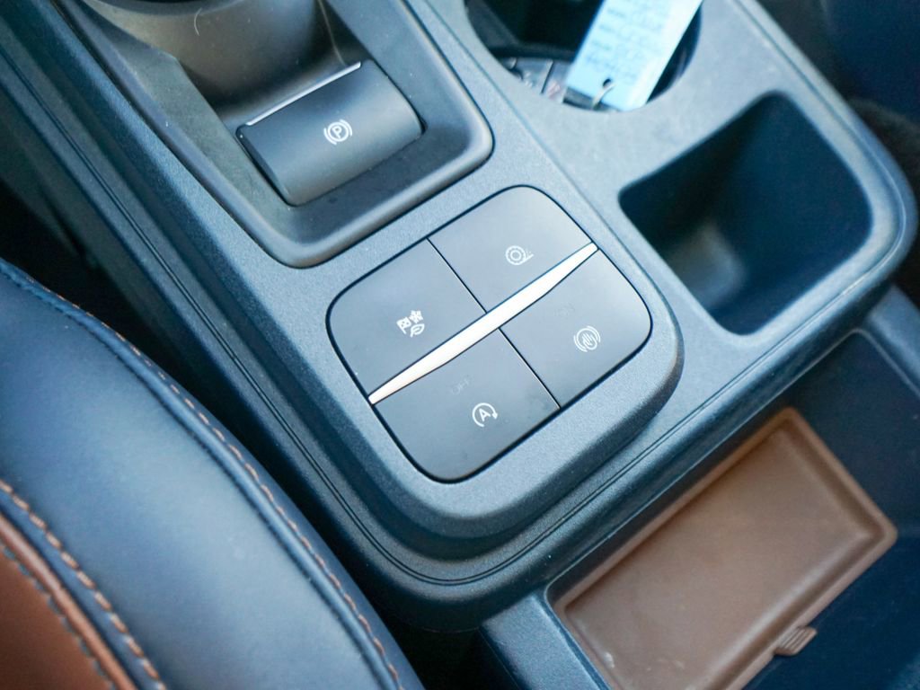 Used 2022 Ford Maverick Lariat w/ Lariat Luxury Package image 33