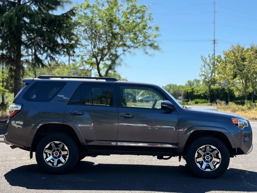 Used 2019 Toyota 4Runner TRD Off-Road Premium AWD/4WD image 6