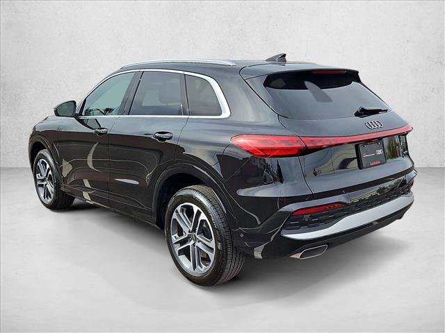 Certified 2025 Audi Q5 Premium w/ Convenience Package image 8