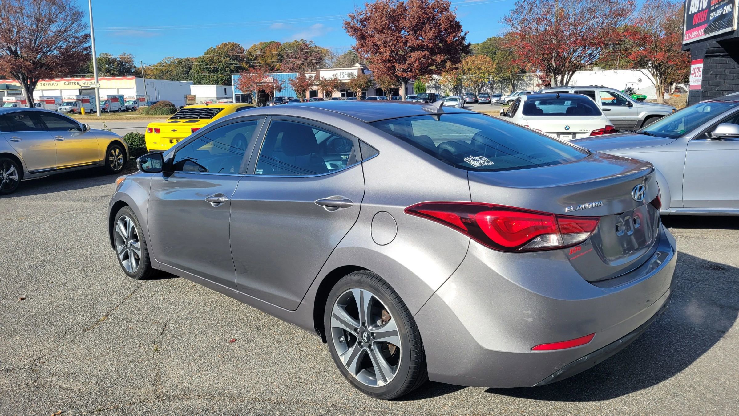 Used 2015 Hyundai Elantra Sport FWD image 3