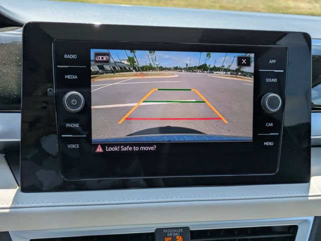 New 2026 Volkswagen Taos SE FWD image 22