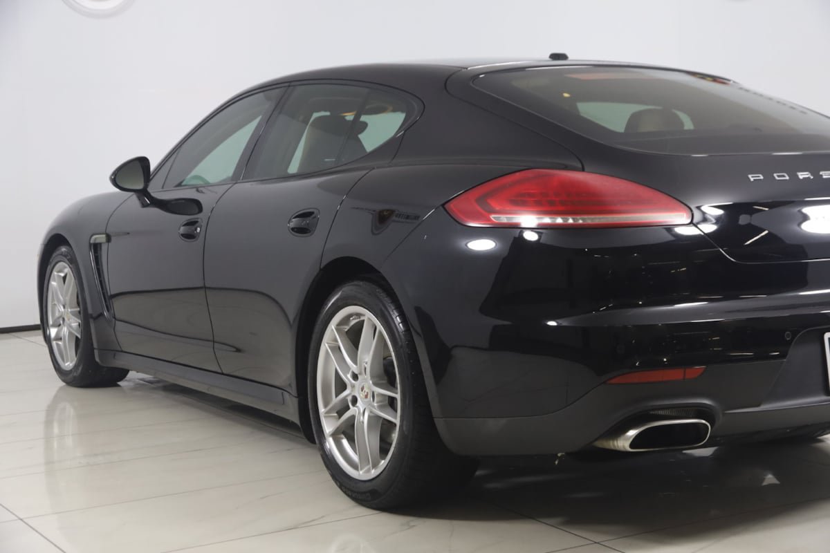 Used 2016 Porsche Panamera 4 Edition AWD/4WD image 29