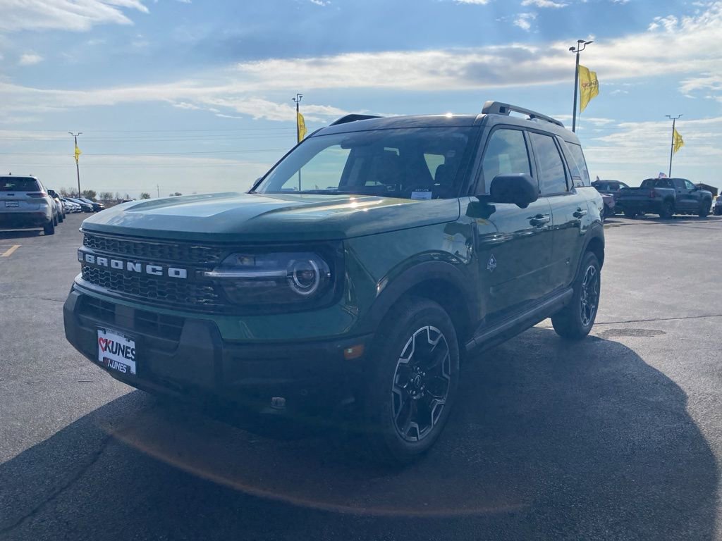 New 2025 Ford Bronco Sport Outer Banks w/ Outer Banks Tech Package+ image 9