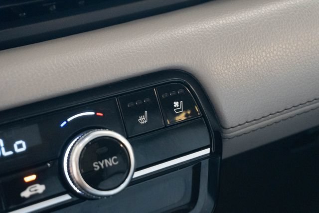 Used 2025 Honda Pilot Elite image 47