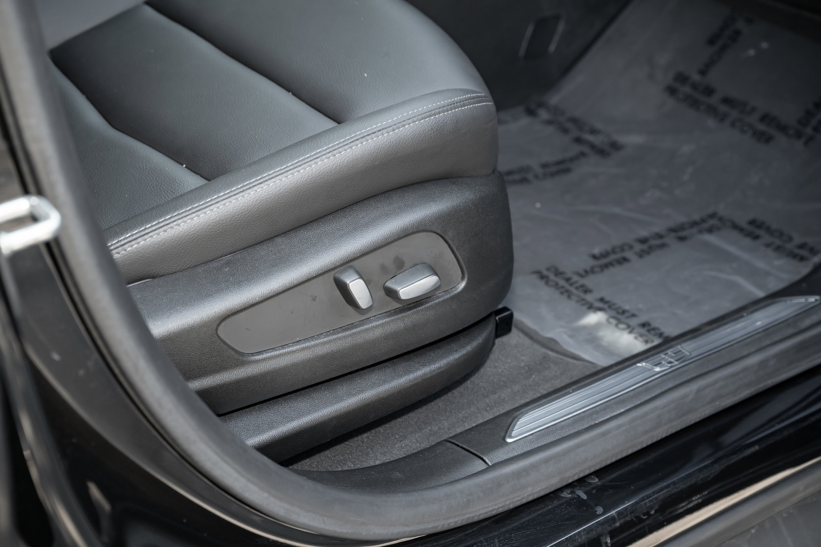 Used 2024 Cadillac XT5 Luxury image 43