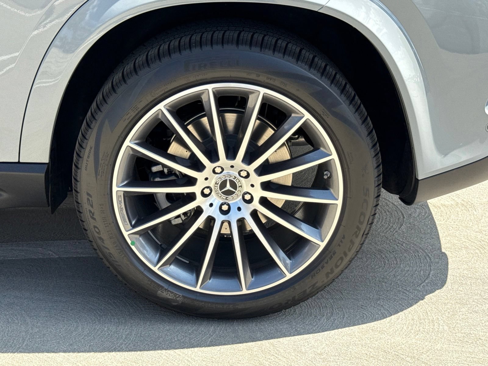 New 2026 Mercedes-Benz GLE 450e 4MATIC image 14