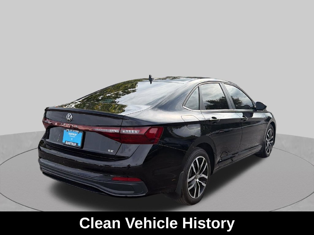 Used 2025 Volkswagen Jetta SE FWD image 6