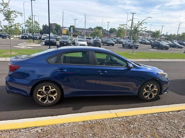 Used 2020 Kia Forte LXS FWD image 9