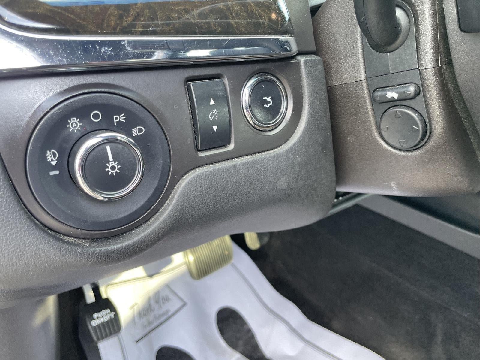Used 2016 Lincoln MKS AWD w/ Equipment Group 101A image 18
