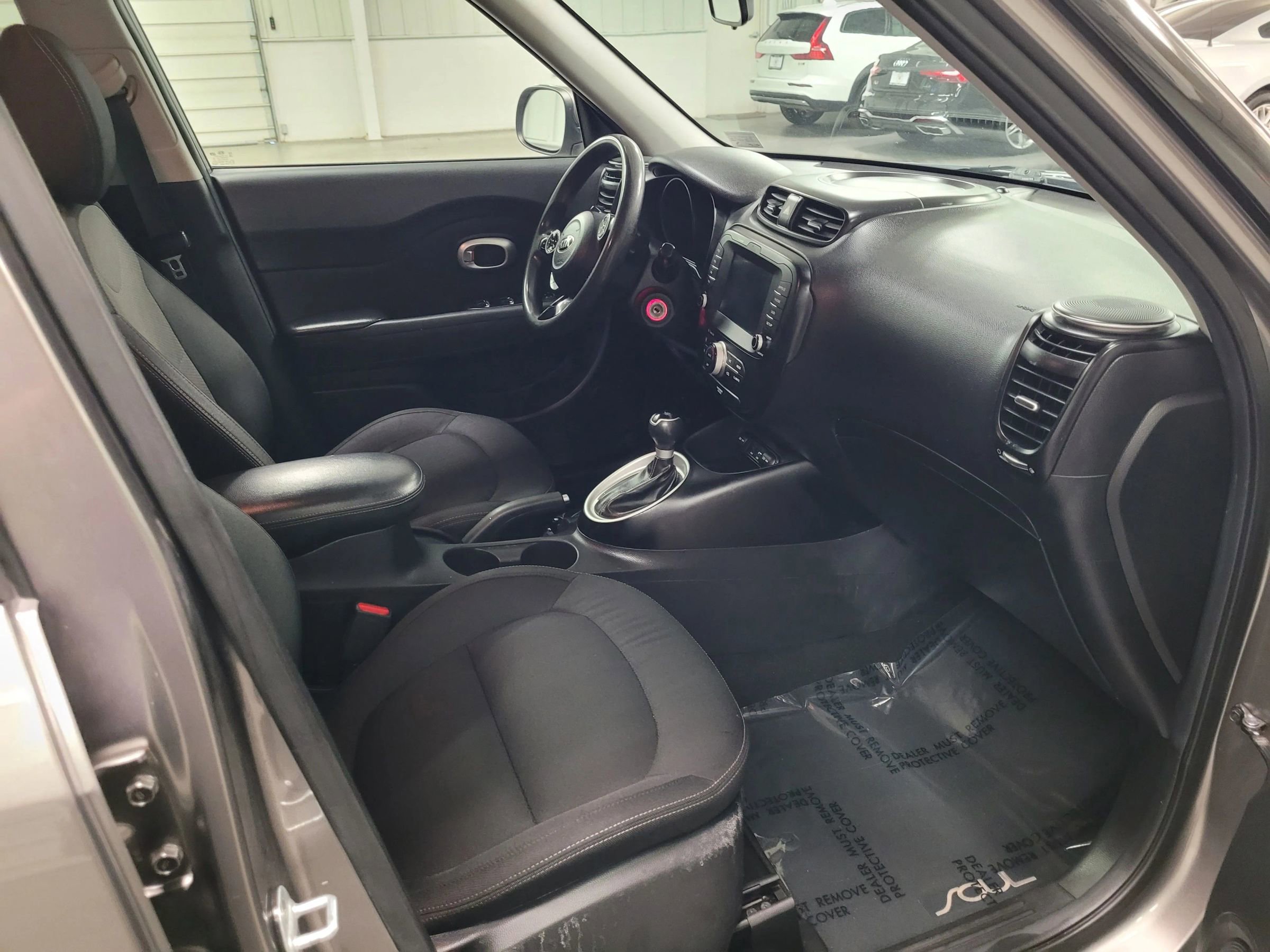 Used 2018 Kia Soul + image 22