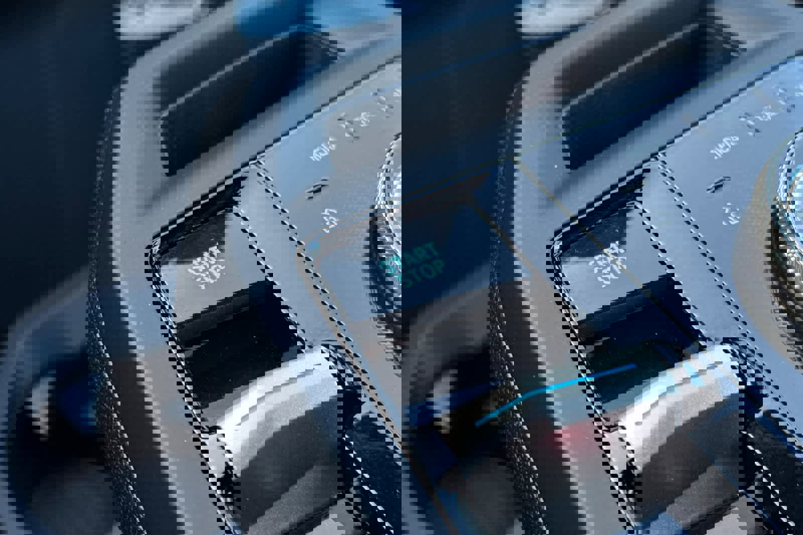 Used 2025 BMW iX xDrive50 image 24