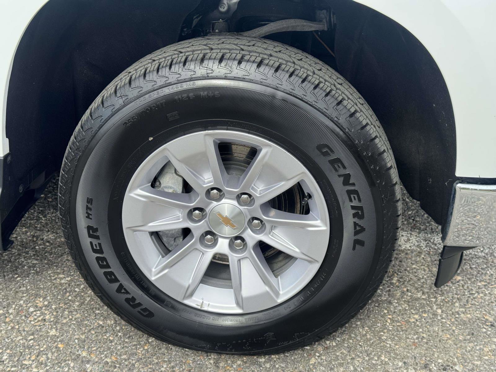 Used 2025 Chevrolet Silverado 1500 W/T image 10