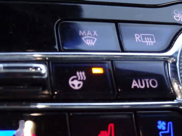 Used 2021 Lincoln Corsair AWD w/ Premium Package image 34