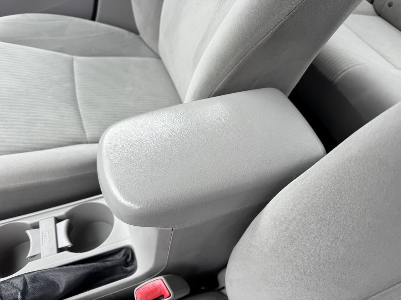 Used 2010 Toyota Corolla LE FWD image 21