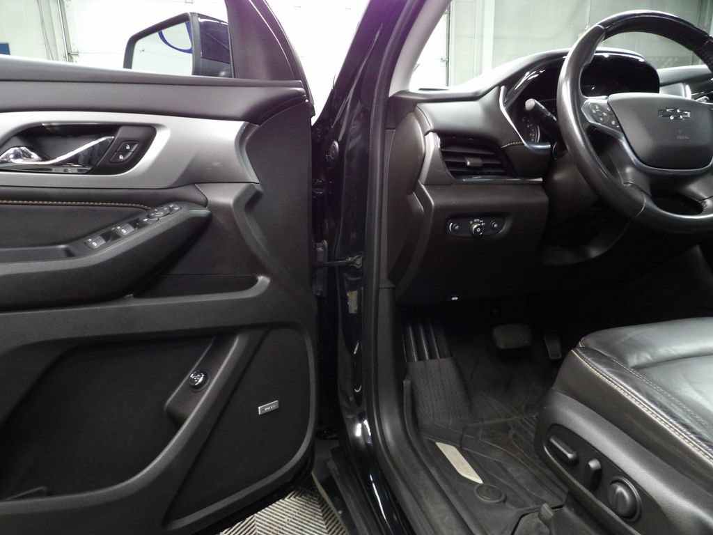 Used 2021 Chevrolet Traverse RS w/ LPO, Floor Liner Package AWD/4WD image 52