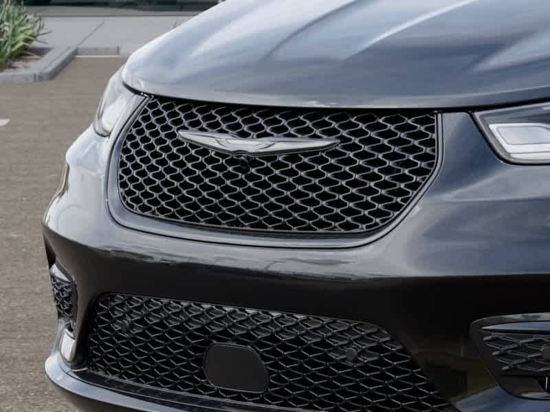 New 2026 Chrysler Pacifica Select w/ S Appearance Package FWD image 11