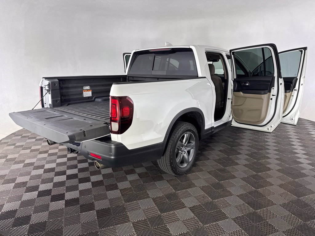 Used 2023 Honda Ridgeline RTL-E image 15