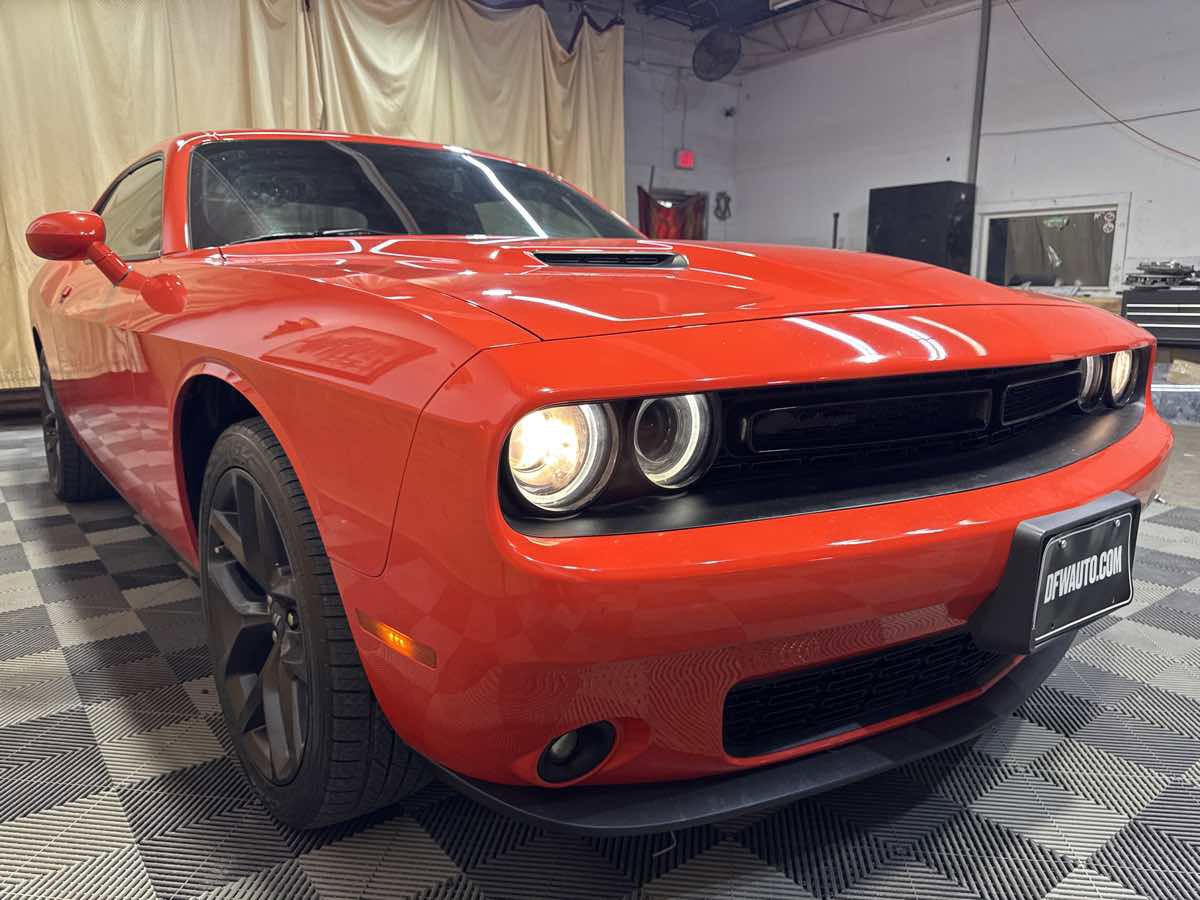 Used 2022 Dodge Challenger SXT w/ Blacktop Package image 6