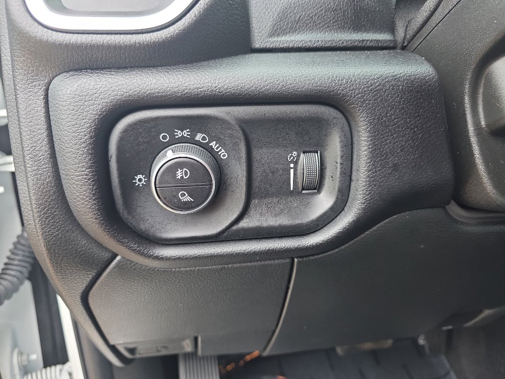 Used 2024 RAM 2500 Big Horn w/ Bed Utility Group image 25