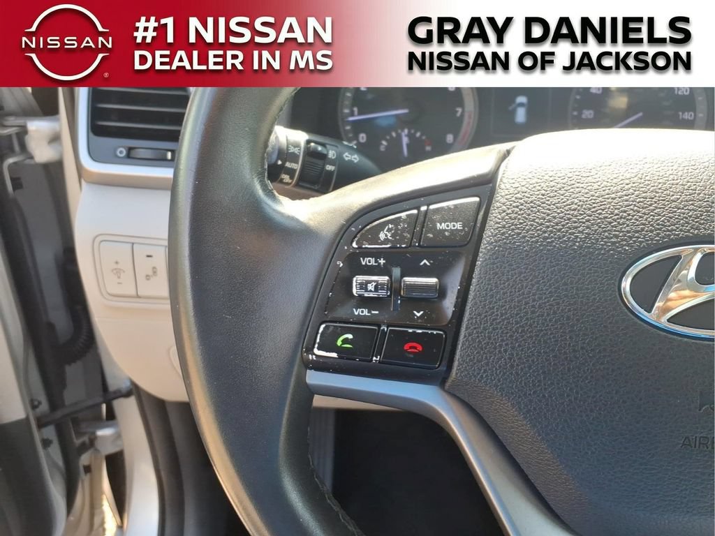 Used 2017 Hyundai Tucson Sport FWD image 14