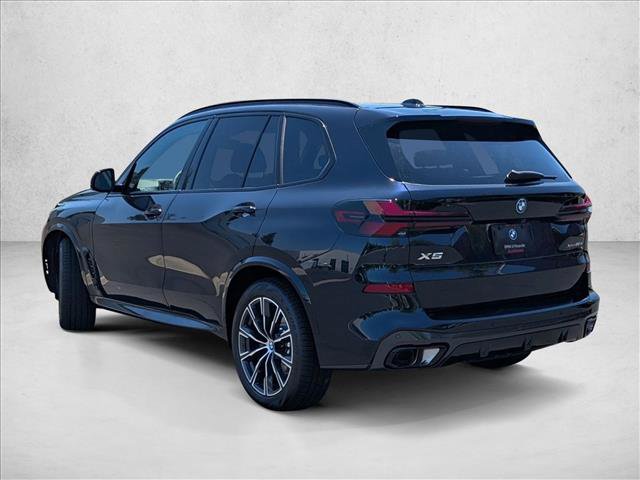 New 2026 BMW X5 xDrive50e w/ M Sport Package AWD/4WD image 4