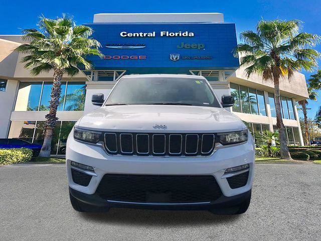Certified 2024 Jeep Grand Cherokee Limited w/ Trailer Tow Package RWD image 3