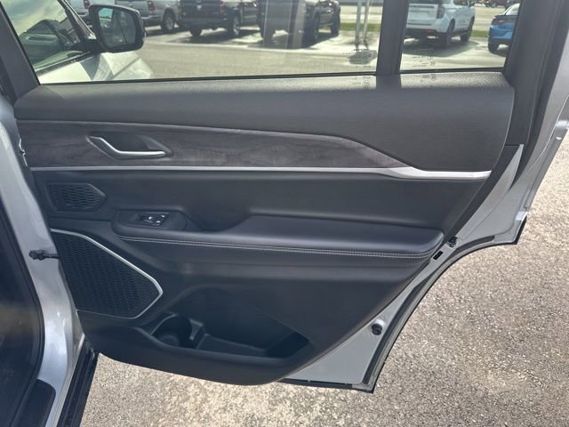 Used 2021 Jeep Grand Cherokee L Limited image 13