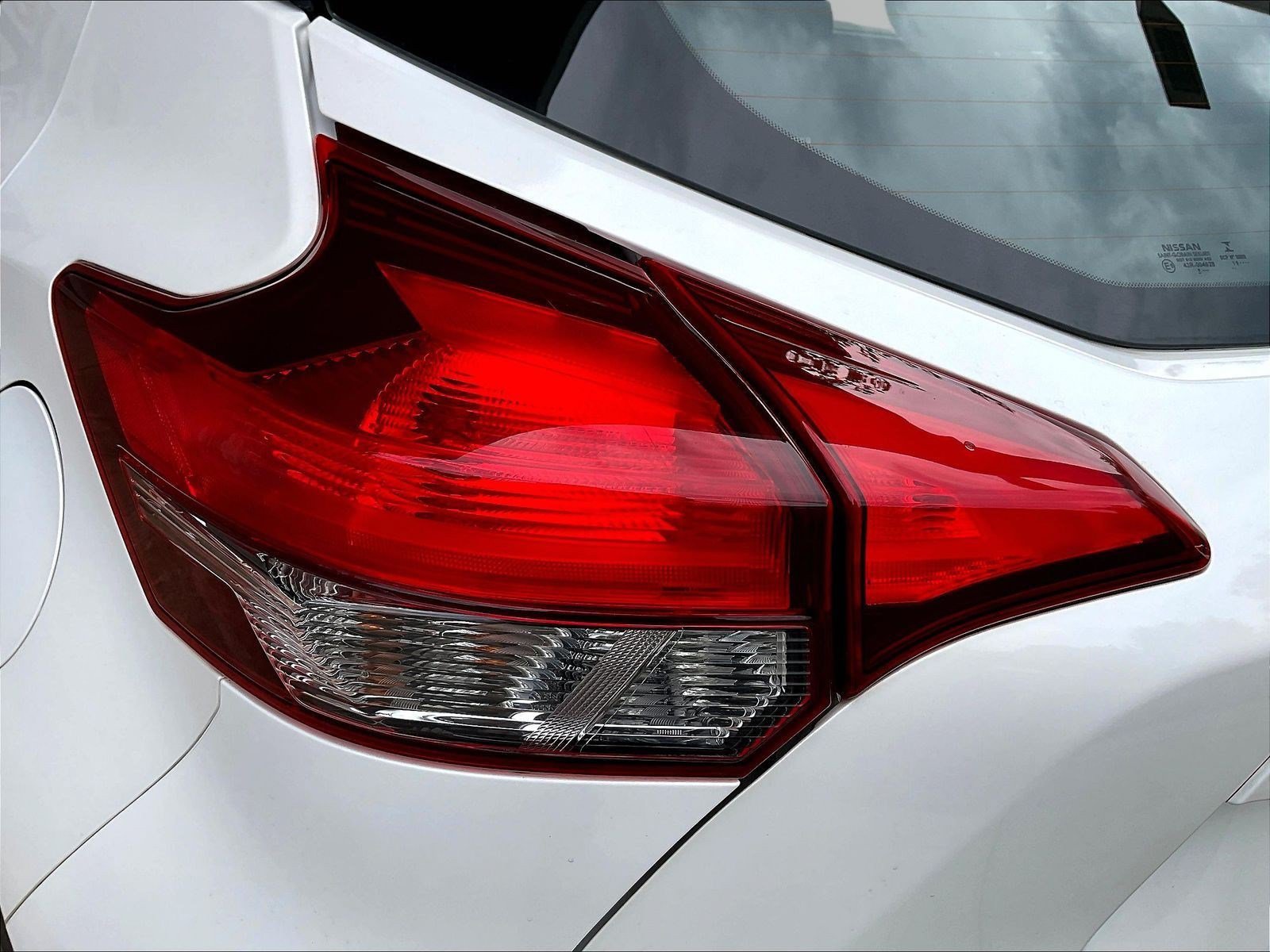 Used 2020 Nissan Kicks SV FWD image 22