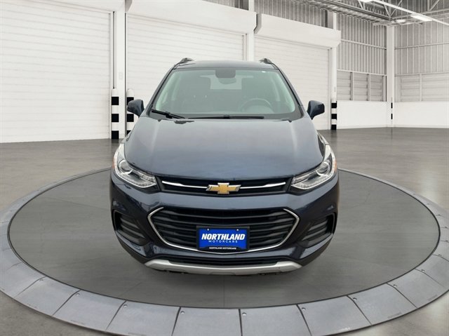 Used 2018 Chevrolet Trax LT w/ LT Convenience Package image 8